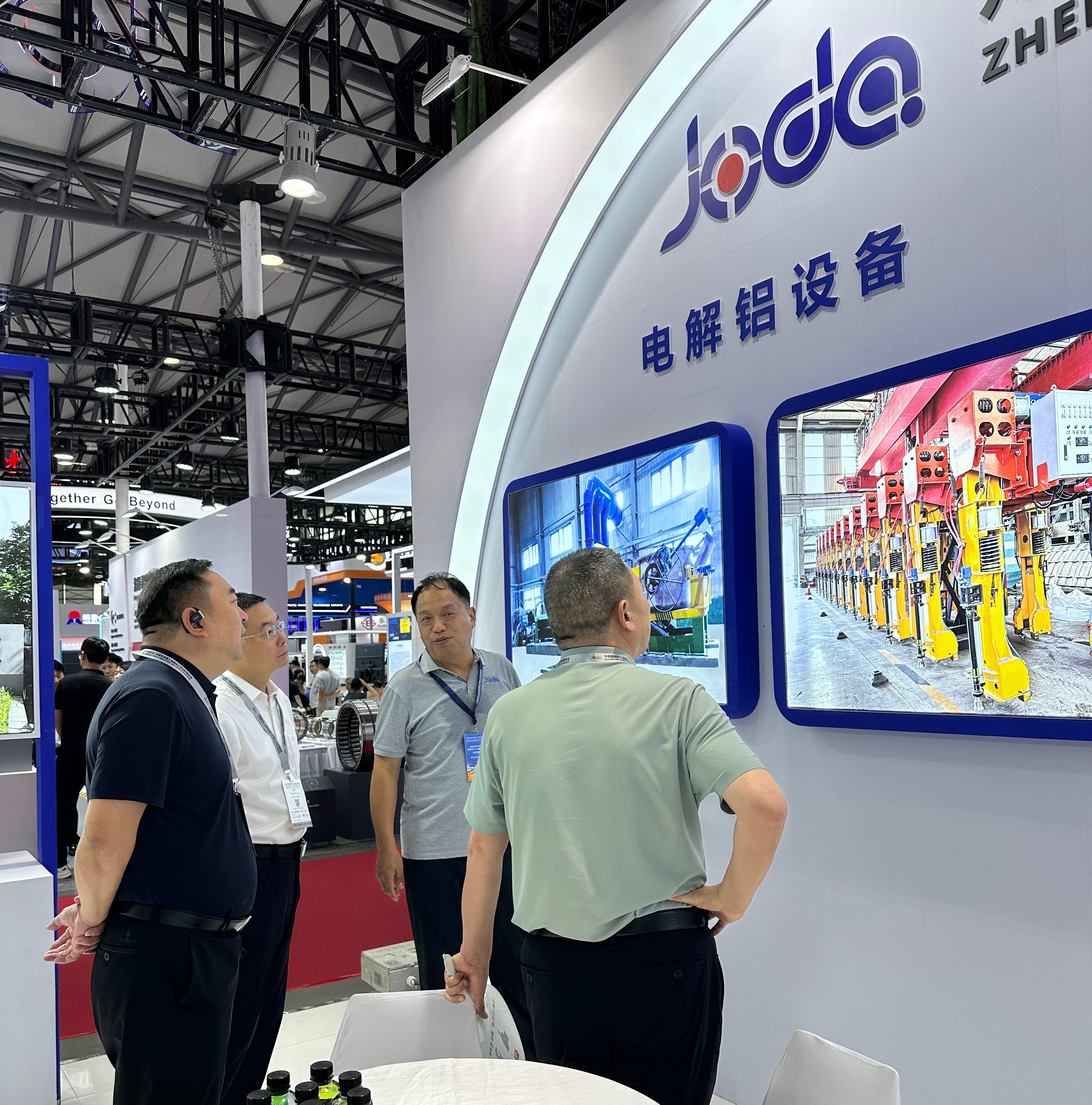 shanghailvzhan2026-2 广元经开区铝产业亮相上海铝工业展 政企协同共筑千亿产业集群